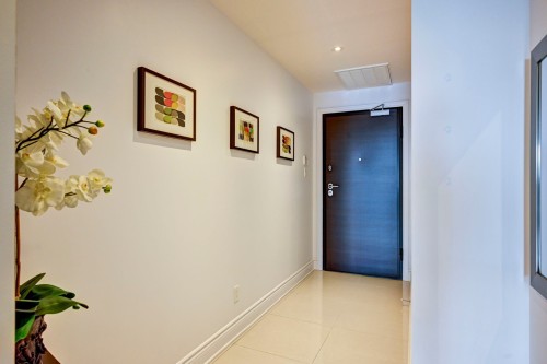 Mud Room - 606-5715 Rue Jean-Talon E., Montréal (Saint-Léonard), QC - Indoor Photo Showing Other Room