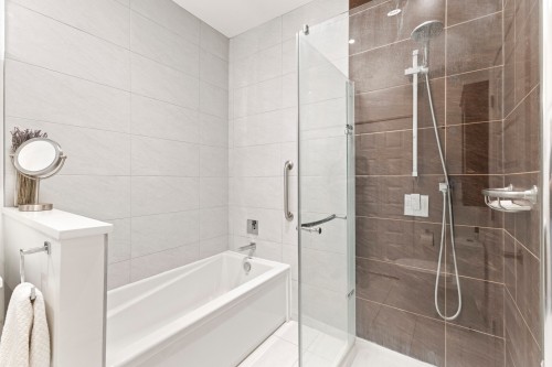 Salle de bains - A2-50 Rue Lower Maple, Hudson, QC - Indoor Photo Showing Bathroom