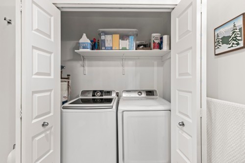 Salle de lavage - A2-50 Rue Lower Maple, Hudson, QC - Indoor Photo Showing Laundry Room