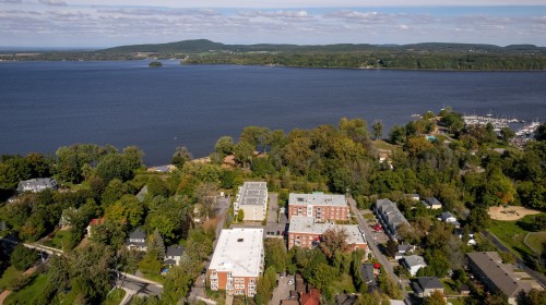 Photo aérienne - A2-50 Rue Lower Maple, Hudson, QC - Outdoor With Body Of Water With View