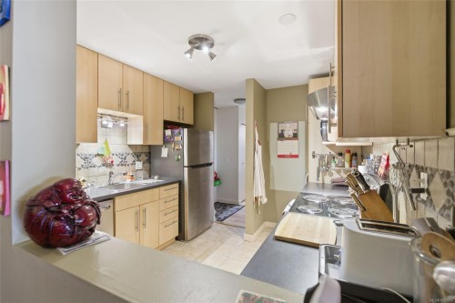 302-4728 Uplands Dr  Nanaimo, BC V9T 4S9