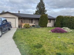 693 Wedgewood Cres Parksville, BC V9P 1B6