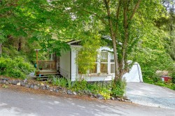 17-7142 Grant Rd Sooke, BC V9Z 0N3