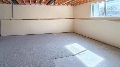 1016 29Th Avenue, Cranbrook, BC - Indoor Photo Showing Basement