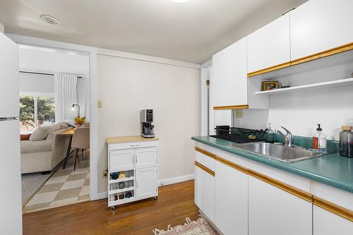 53 Spokane Street, Kimberley, BC - Indoor Photo Showing Kitchen