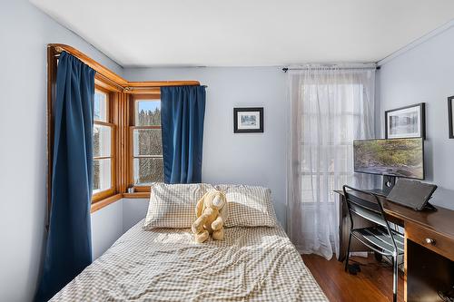 53 Spokane Street, Kimberley, BC - Indoor Photo Showing Bedroom