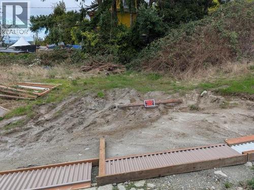 4572 Marine Ave, Powell River, BC 
