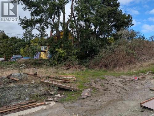 4572 Marine Ave, Powell River, BC 