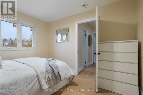 127 Glenvalley Drive, Cambridge, ON - Indoor Photo Showing Bedroom