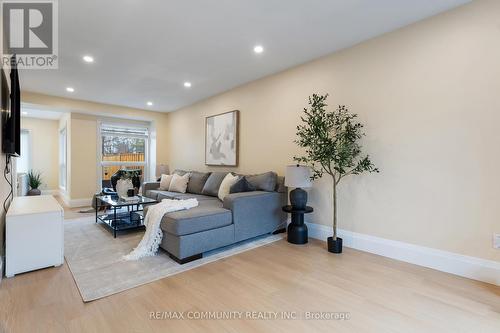 127 Glenvalley Drive, Cambridge, ON - Indoor Photo Showing Other Room
