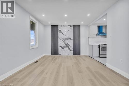 84 Avalon Place, Kitchener, ON - Indoor