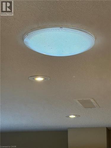 Solar tube - 5 Jaczenko Terrace, Hamilton, ON - Indoor Photo Showing Other Room