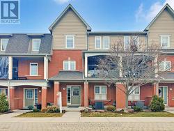 9 - 2360 PARKHAVEN BOULEVARD Oakville, ON L6H 7S6