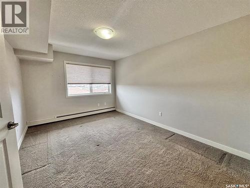 302 333 Morrison Drive, Yorkton, SK - Indoor Photo Showing Other Room
