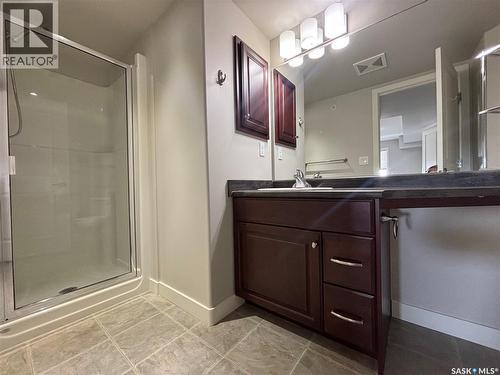 302 333 Morrison Drive, Yorkton, SK - Indoor Photo Showing Bathroom