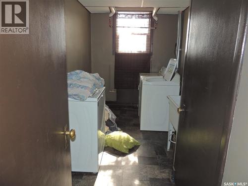 729 Carbon Avenue, Bienfait, SK - Indoor Photo Showing Other Room