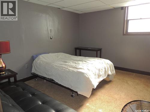 729 Carbon Avenue, Bienfait, SK - Indoor Photo Showing Bedroom