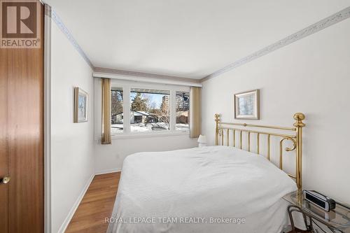 808 Nicholson Avenue, Ottawa, ON - Indoor Photo Showing Bedroom