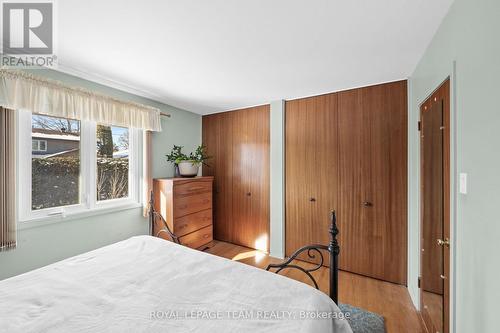808 Nicholson Avenue, Ottawa, ON - Indoor Photo Showing Bedroom