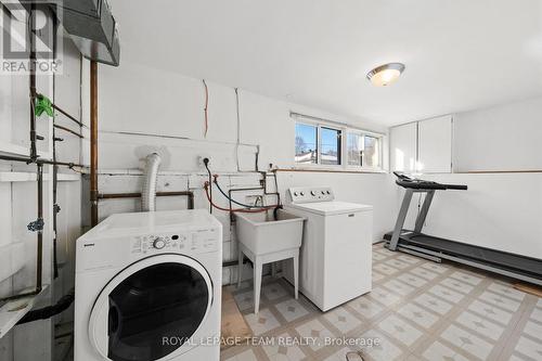 808 Nicholson Avenue, Ottawa, ON - Indoor Photo Showing Laundry Room