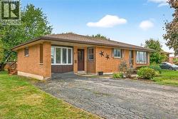 49 ERIE Avenue N Fisherville, ON N0A 1G0