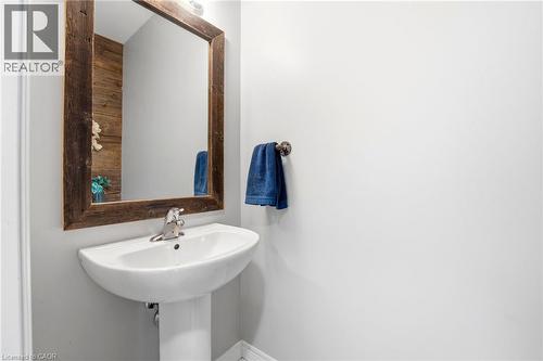 86 Fairgrounds Drive, Binbrook, ON - Indoor Photo Showing Bathroom