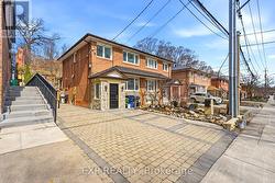 131 DALRYMPLE DRIVE Toronto, ON M6N 4S2