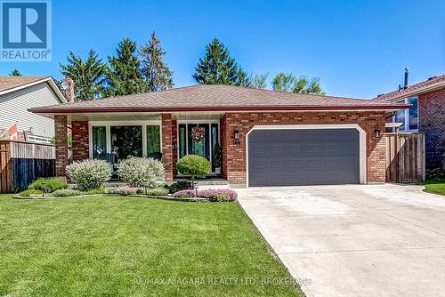 104 WHITEOAK CRESCENT  Welland (N. Welland), ON L3C 6E6