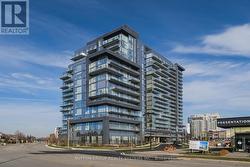 1704 - 10 GATINEAU DRIVE Vaughan, ON L4J 0L3