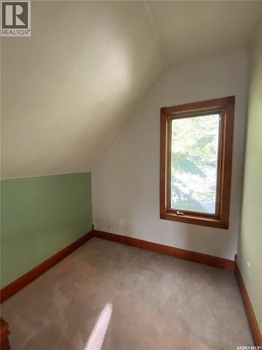 74 Third Avenue N, Yorkton, SK - Indoor Photo Showing Other Room
