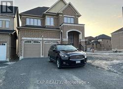 2472 KENTUCKY DERBY WAY Oshawa, ON L1R 0R7