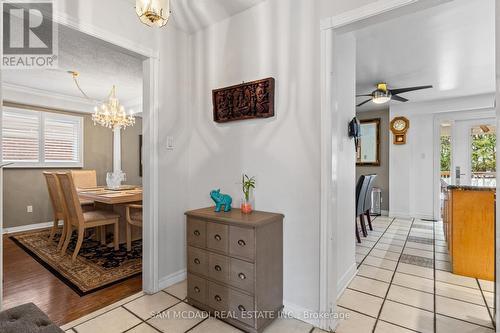 1004 Queensbridge Drive, Mississauga, ON - Indoor