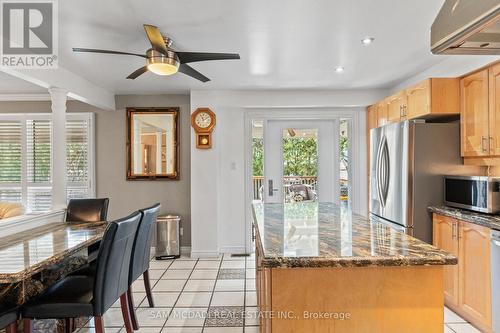 1004 Queensbridge Drive, Mississauga, ON - Indoor