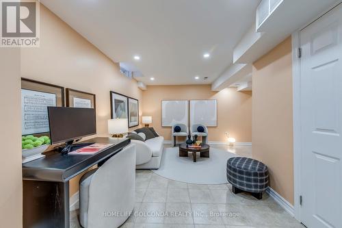 439 Bluesky Crescent, Mississauga, ON - Indoor Photo Showing Other Room