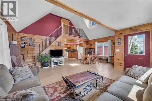 109 Mcnab Street E, Port Dover, ON - Indoor Photo Showing Living Room