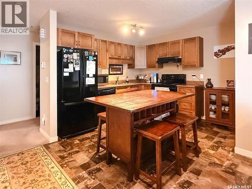 102 5525 Blake Crescent, Regina, SK - Indoor Photo Showing Kitchen