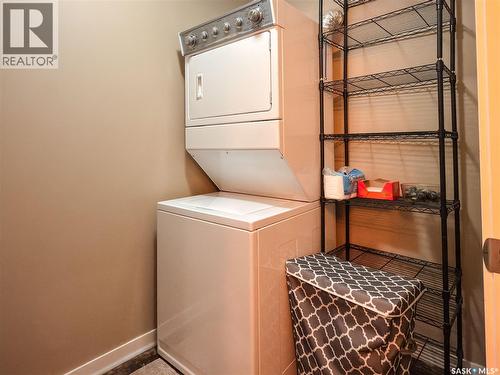 102 5525 Blake Crescent, Regina, SK - Indoor Photo Showing Laundry Room