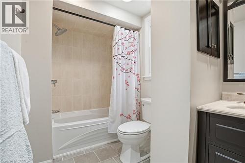77 Arcade Crescent, Hamilton, ON - Indoor Photo Showing Bathroom