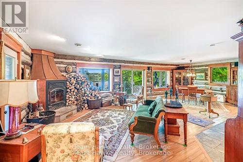 968 Sumac Lane, Midland, ON - Indoor Photo Showing Living Room With Fireplace