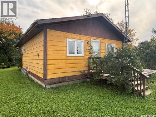 202 Dixon Avenue, Kinistino, SK - Outdoor
