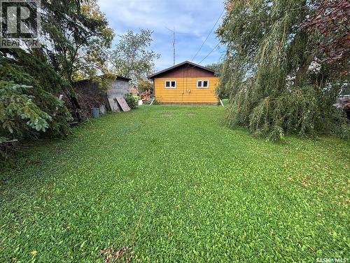 202 Dixon Avenue, Kinistino, SK - Outdoor