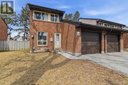 13 - 155 GLOVERS ROAD E Oshawa (Samac), ON L1G 7A4