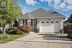 11 SUPREME DRIVE  Hamilton (Butler), ON L8W 3V1