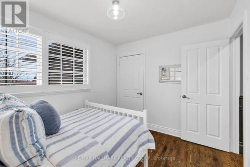 547 Denbury Avenue, Ottawa, ON - Indoor Photo Showing Bedroom