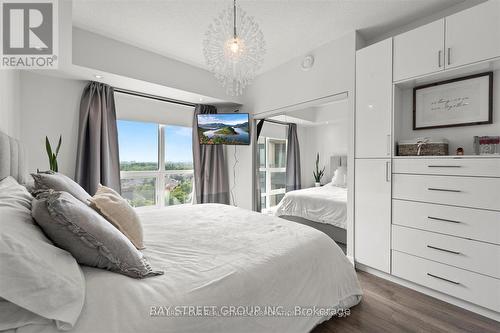 902 - 7730 Kipling Avenue, Vaughan, ON - Indoor Photo Showing Bedroom