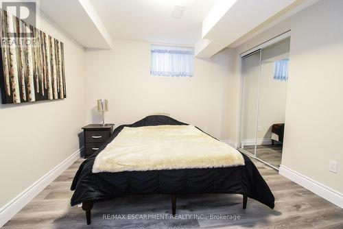 264 Hellems Avenue, Welland, ON - Indoor Photo Showing Bedroom