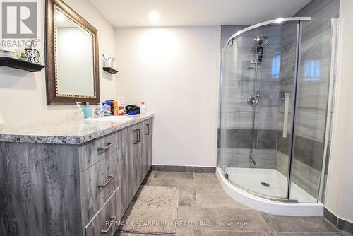 264 Hellems Avenue, Welland, ON - Indoor Photo Showing Bathroom