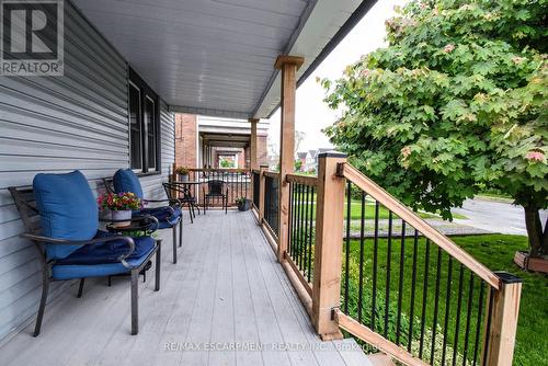 264 Hellems Avenue, Welland, ON - Outdoor With Deck Patio Veranda With Exterior