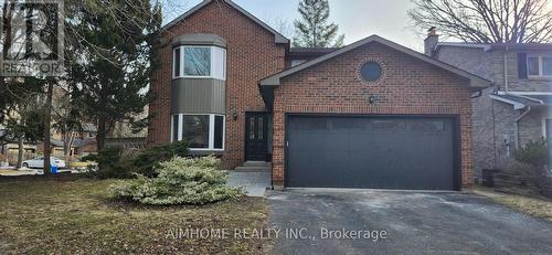 31 SPANHOUSE CRESCENT  Markham, ON L3R 4E2