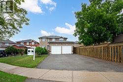 55 ETHERINGTON CRESCENT Barrie, ON L4N 6Z4